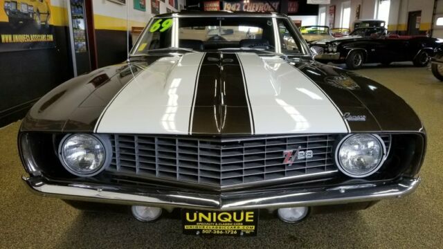 1969 Chevrolet Camaro Z28 - photo 2