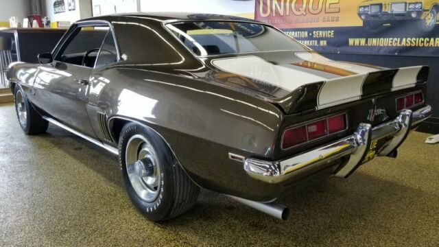 1969 Chevrolet Camaro Z28 - photo 9