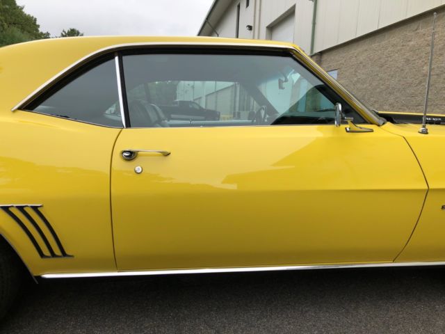 1969 Chevrolet Camaro Z28 RALLY SPORT - photo 4