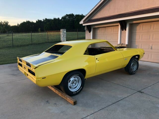 1969 Chevrolet Camaro - photo 2
