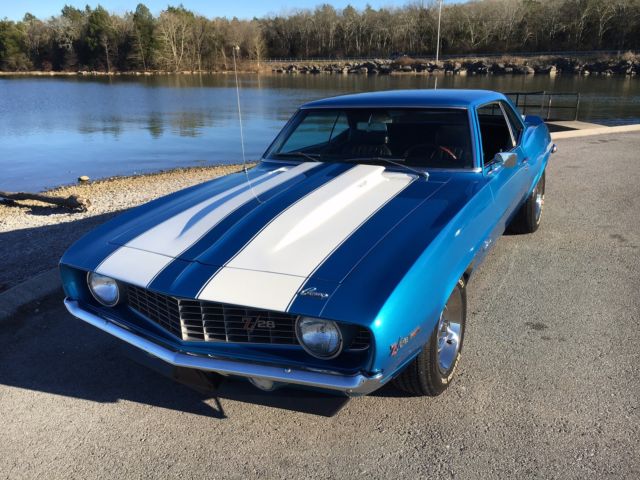 1969 Chevrolet Camaro - photo 2