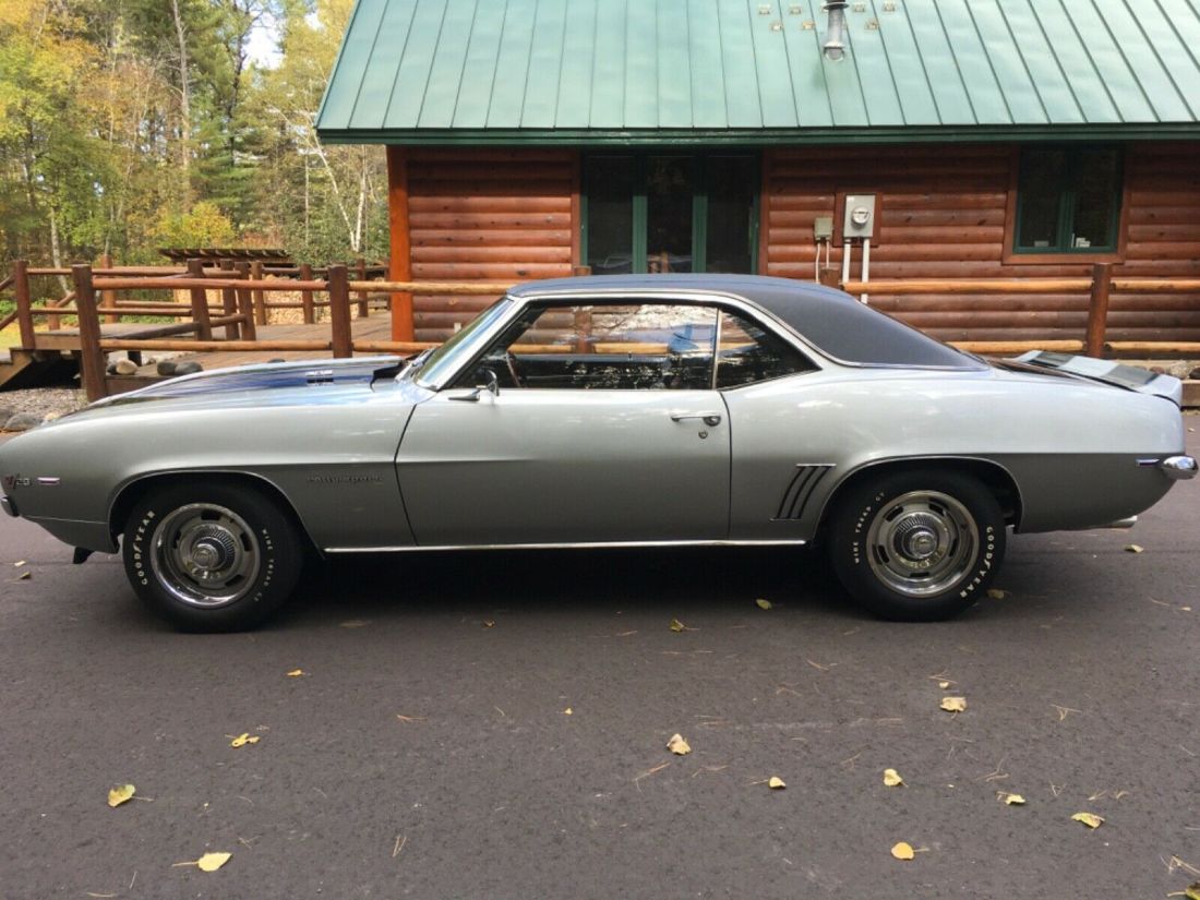 1969 Chevrolet Camaro - photo 10