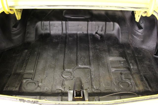 1969 Chevrolet Chevelle 396 4 speed bucket seats console disc brakes - photo 8