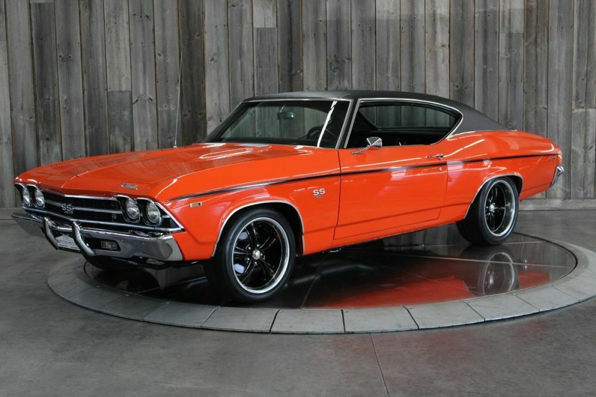 1969 CHEVELLE Big Block AC Restored Buckets w/console 4 Wheels Disc. Brakes 3 Sp 1969 Chevrolet Chevelle Big Block AC Restored Buckets w/console