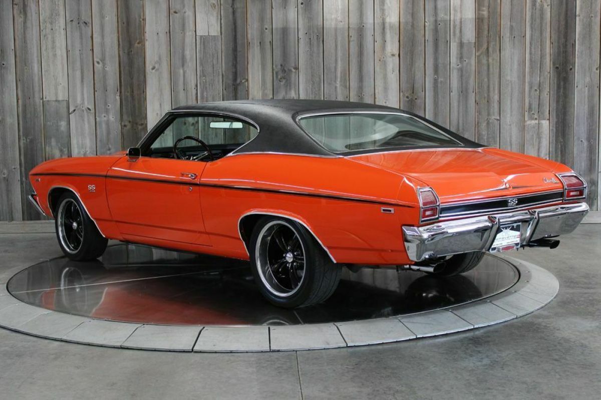 1969 Chevrolet Chevelle Big Block AC Restored Buckets w/console - photo 3