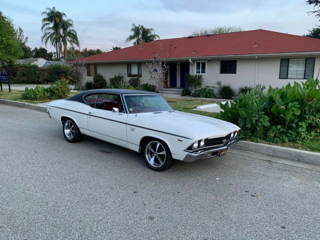 1969 Chevrolet Chevelle SS, Nearly Flawless, 100K invested. - photo 5
