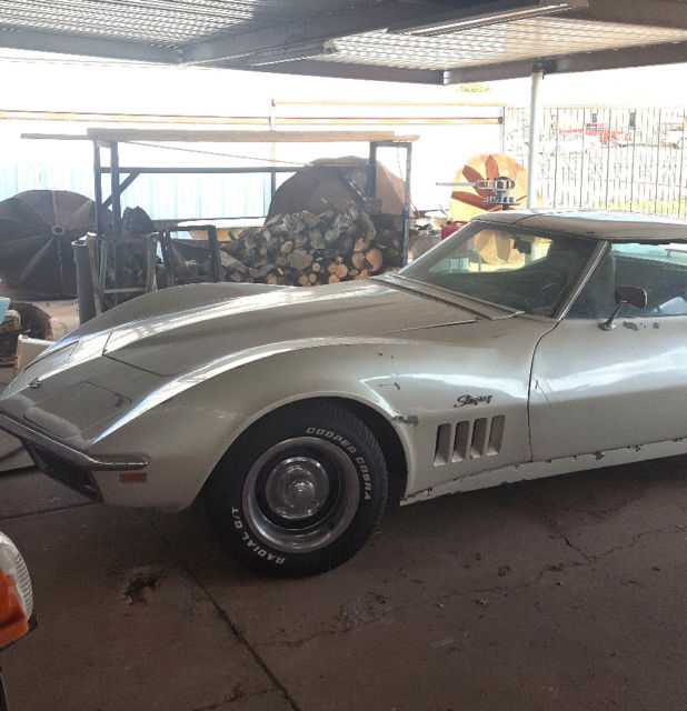 1969 Chevrolet Corvette - photo 2