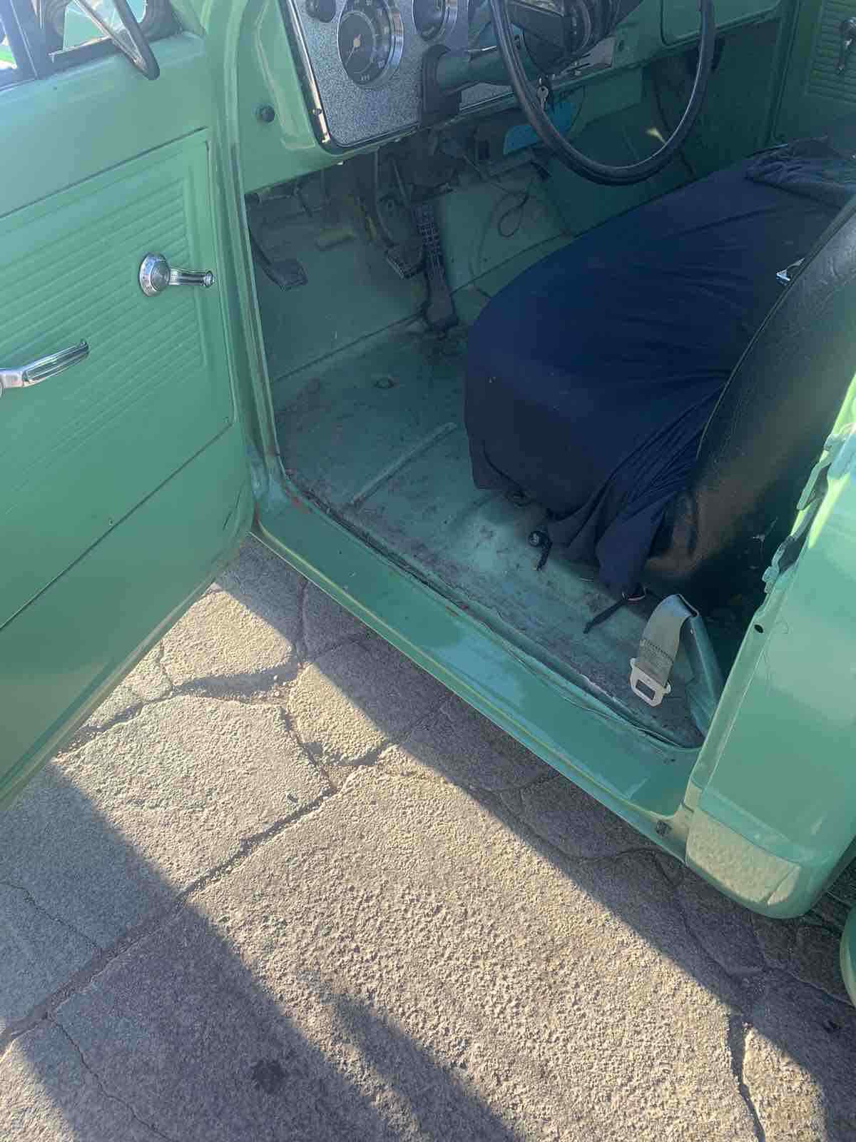 1969 Chevrolet C-10 step side short bed - photo 13