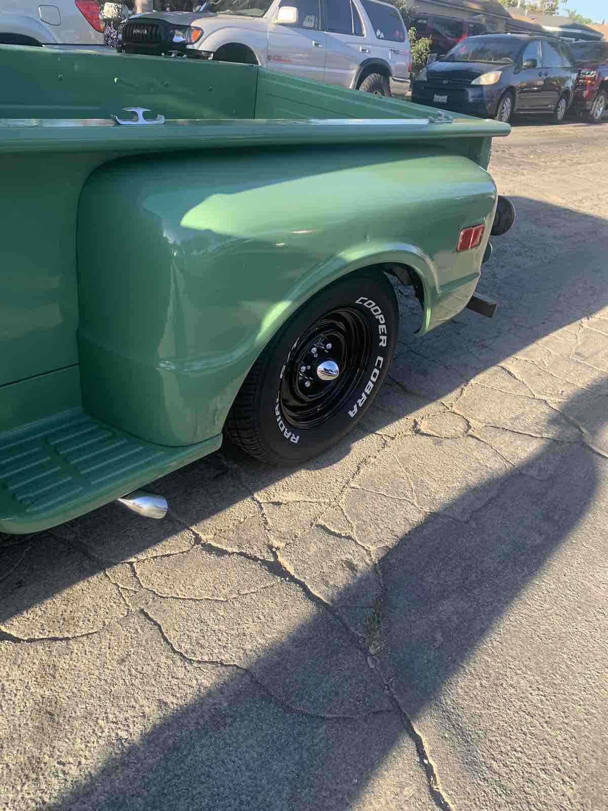 1969 Chevrolet C-10 step side short bed - photo 4