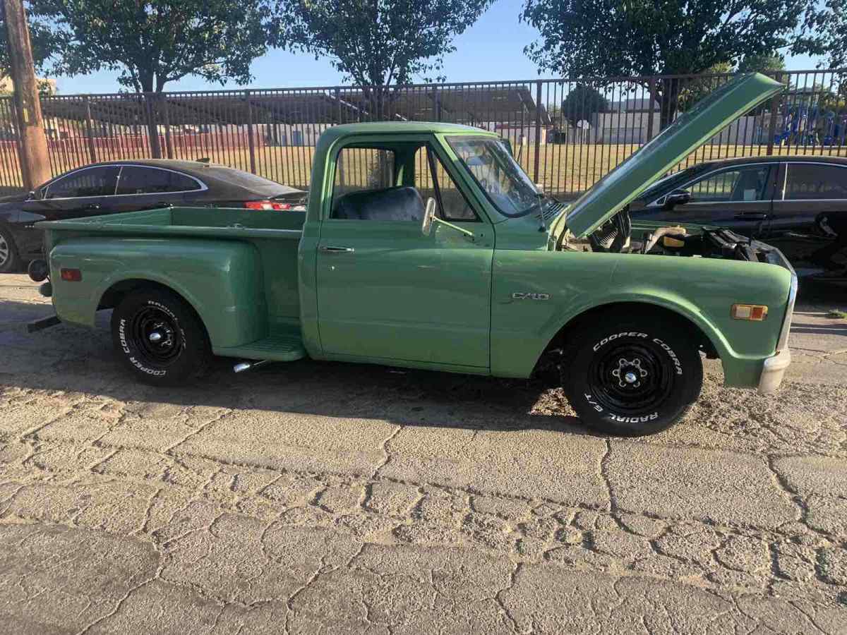 1969 Chevrolet C-10 step side short bed - photo 6