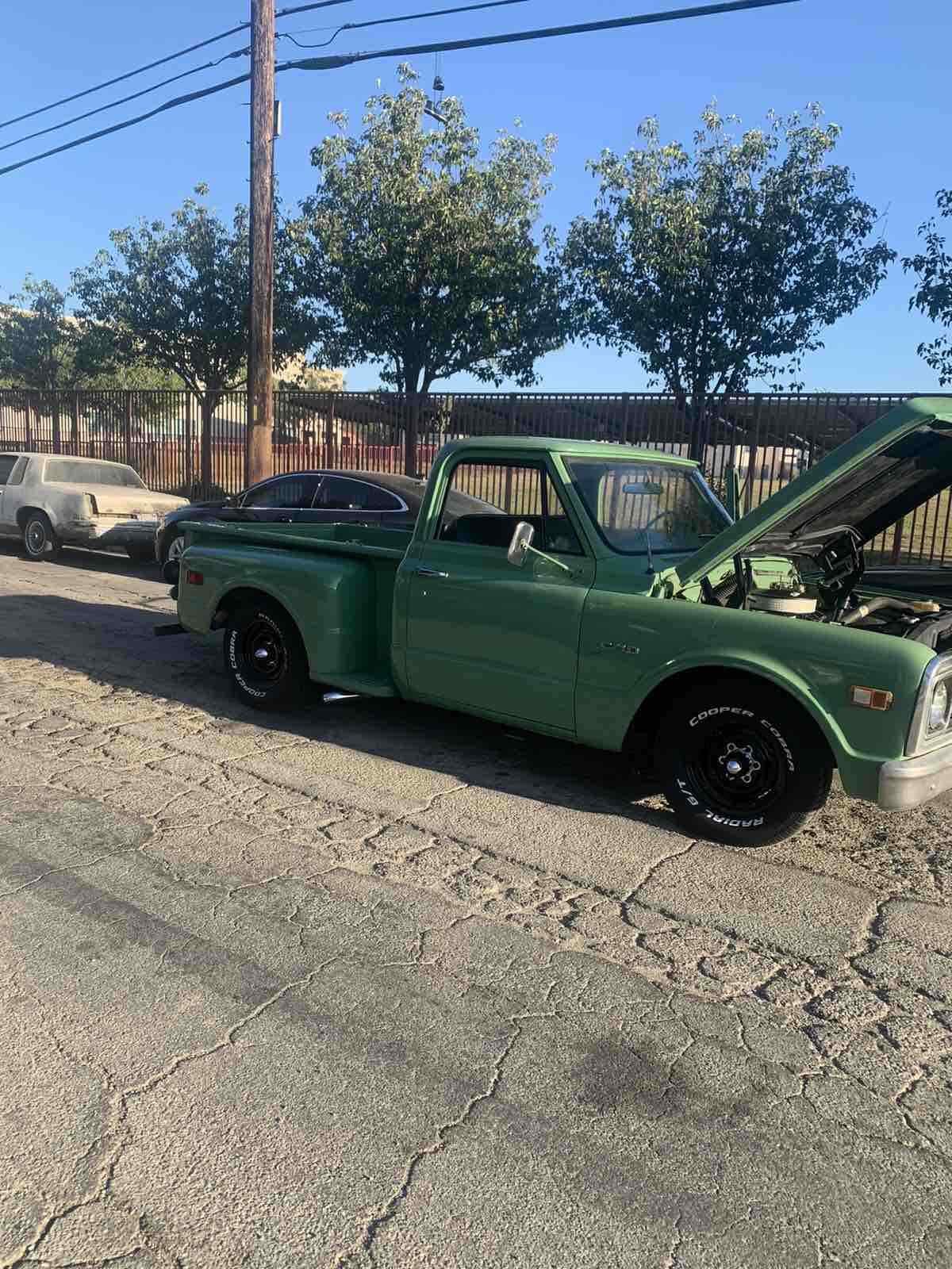 1969 Chevrolet C-10 step side short bed - photo 7