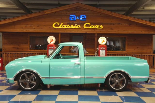 1969 Chevrolet C-10 Resto Mod - photo 2