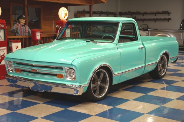 1969 Chevrolet C-10 Resto Mod - photo 3
