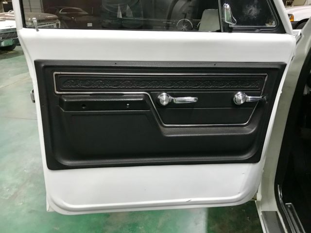 1969 Chevrolet C-10 Short Bed - photo 12