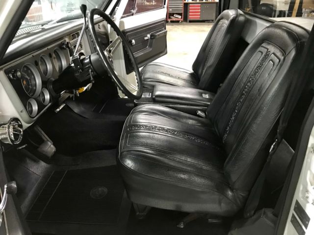 1969 Chevrolet C-10 Short Bed - photo 13