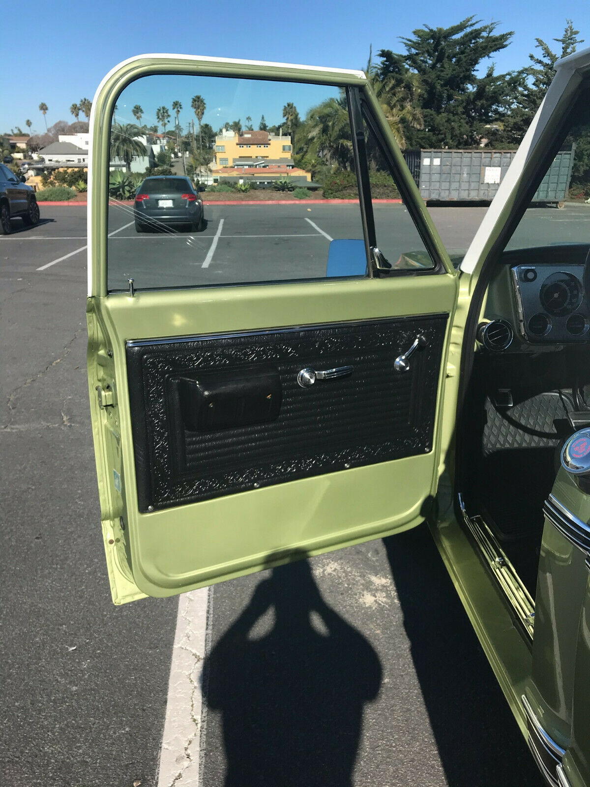 1969 Chevrolet C20 Custom Camper - photo 8