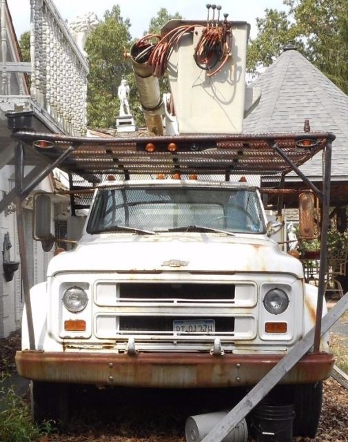 1969 Chevrolet C50 Forestry truck aerial lift and dump body for parts or repair 1969 Chevrolet Other