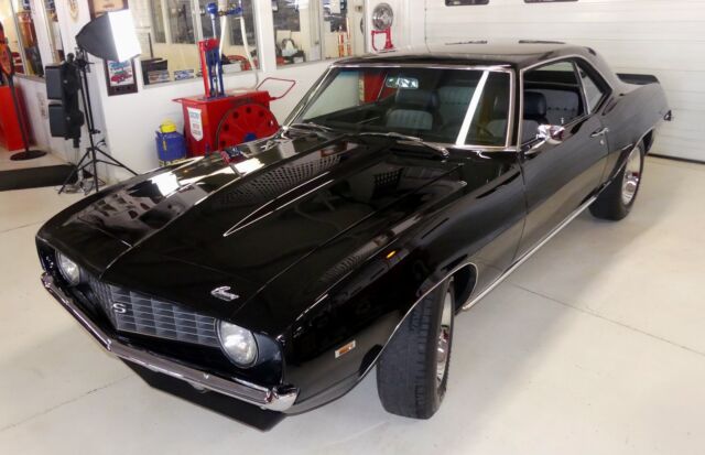 1969 Chevrolet Camaro -- - photo 7