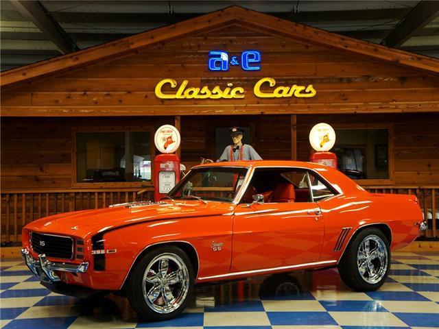 1969 Chevrolet Camaro 396 cui Big Block – Hugger Orange / Black 1969 Chevrolet Camaro --