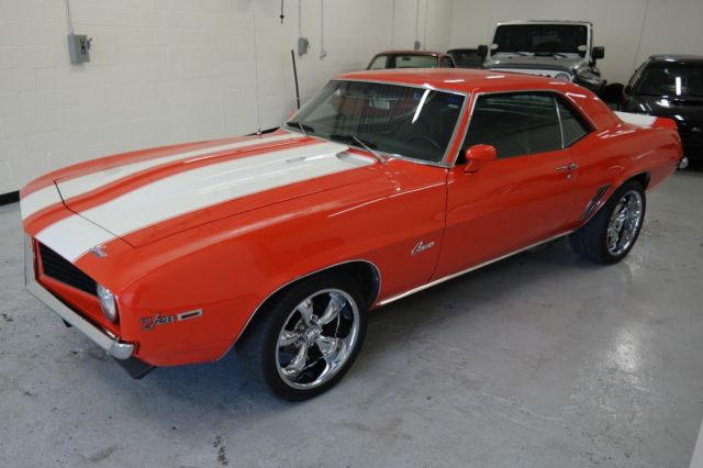 1969 Chevrolet Camaro - photo 2