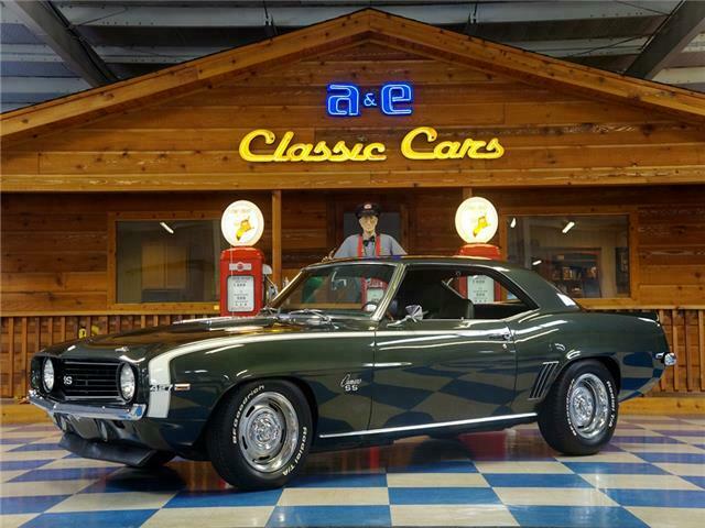 1969 Chevrolet Camaro 427 – Fathom Green / White 1969 Chevrolet Camaro 427 Cui / Tremec 5 Speed