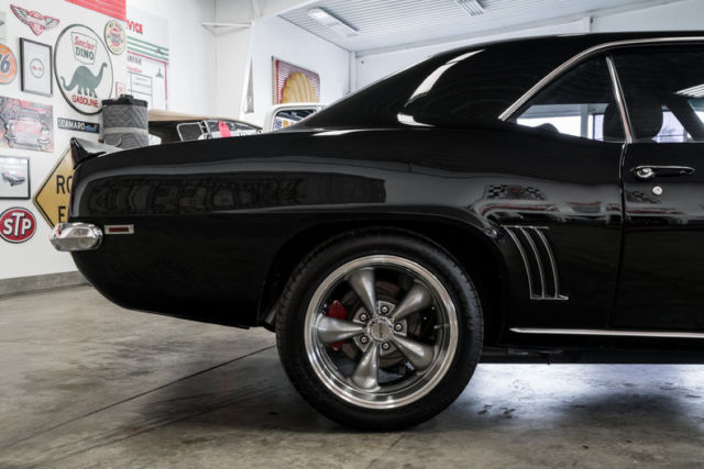 1969 Chevrolet Camaro 427 Pro Touring - photo 11