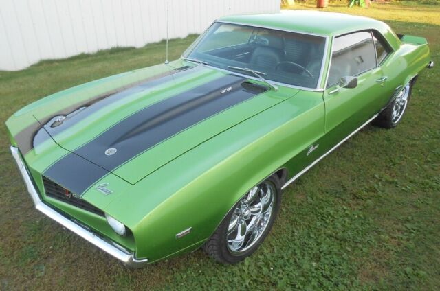 1969 Chevrolet Camaro - photo 13