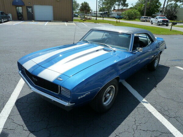 1969 Chevrolet Camaro RS - photo 2