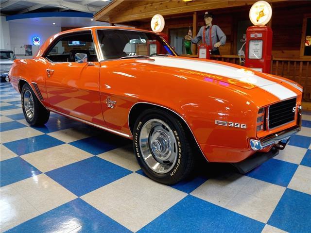 1969 Chevrolet Camaro 454 cui / 4 speed manual - photo 10
