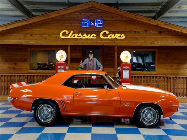1969 Chevrolet Camaro 454 cui / 4 speed manual - photo 7