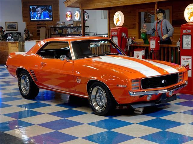 1969 Chevrolet Camaro 454 cui / 4 speed manual - photo 8