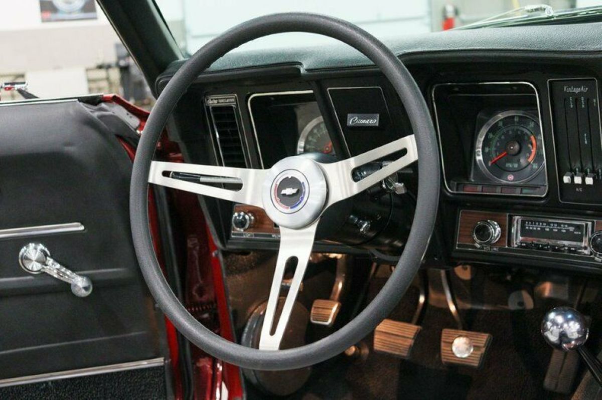 1969 Chevrolet Camaro - photo 12