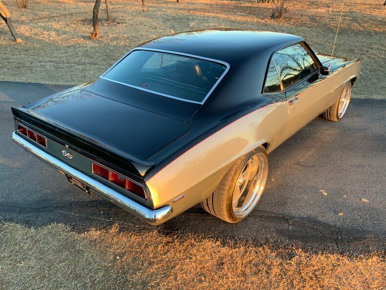 1969 Chevrolet Camaro - photo 9