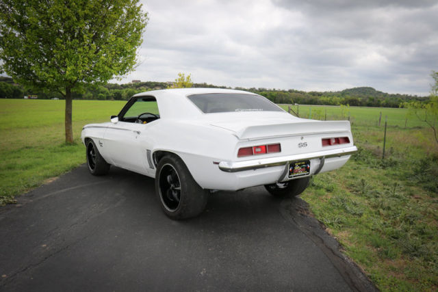 1969 Chevrolet Camaro 69 SS 468 FAST fuel inj. 6 speed lots of suspensio - photo 6