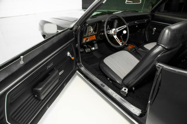 1969 Chevrolet Camaro Convertible 350 4-Speed, WINTER CLEARANCE PRICED - photo 10