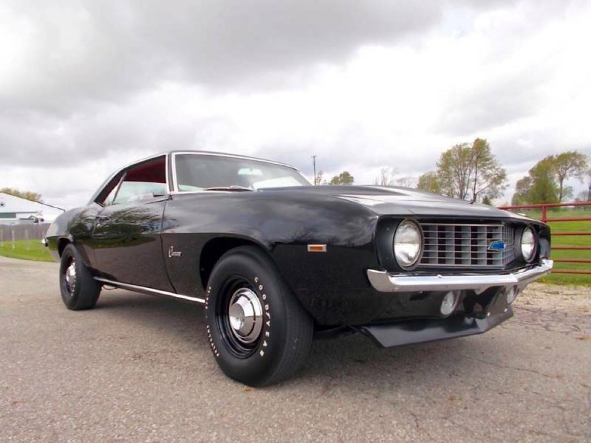 1969 Chevrolet Camaro COPO ZL1 Replica - photo 3