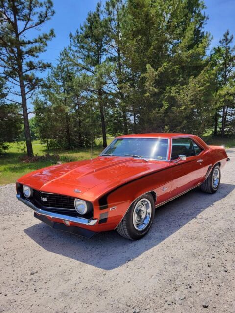 1969 Chevrolet Camaro Coupe 5-Speed LS3-Powered 1969 Chevrolet Camaro