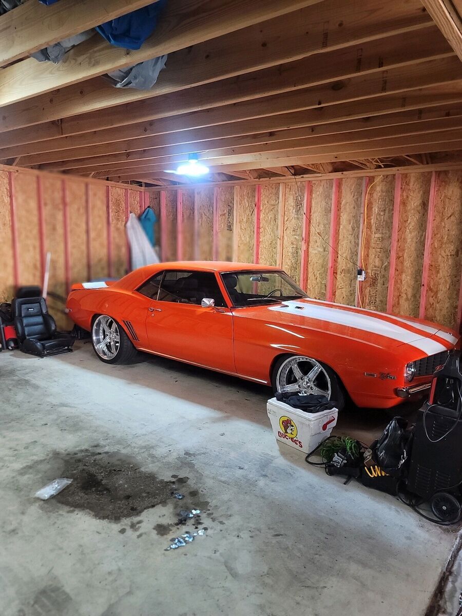1969 Chevrolet Camaro - photo 11