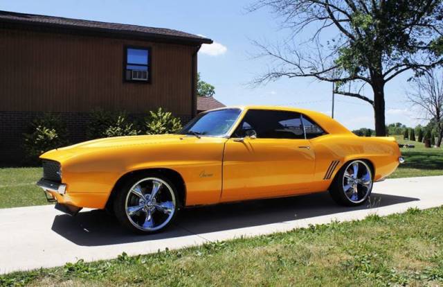 1969 Chevrolet Camaro Custom Automatic 4-Speed RWD V8 5.7L 1969 Chevrolet Camaro Custom