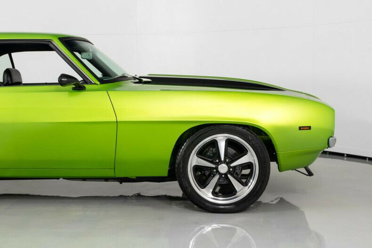 1969 Chevrolet Camaro 6-Speed - photo 13