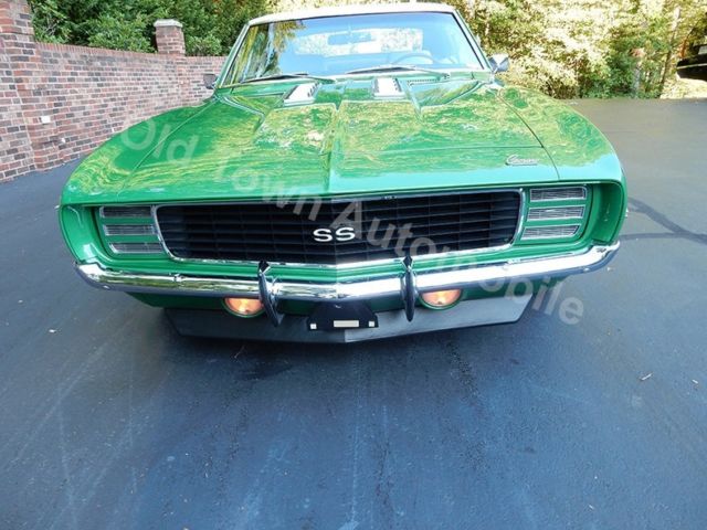 1969 Chevrolet Camaro RS - photo 8