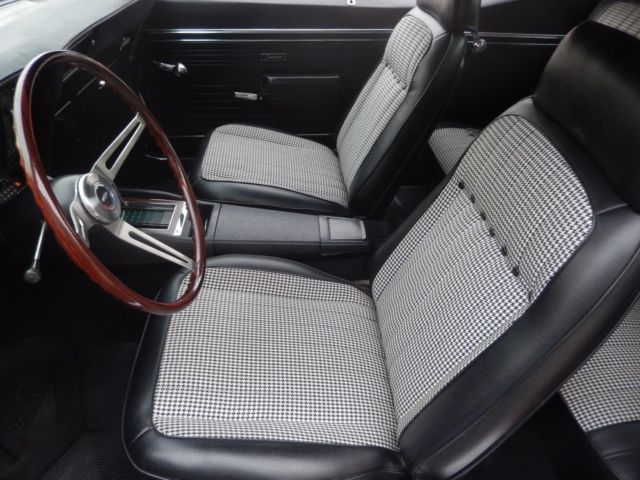 1969 Chevrolet Camaro - photo 10