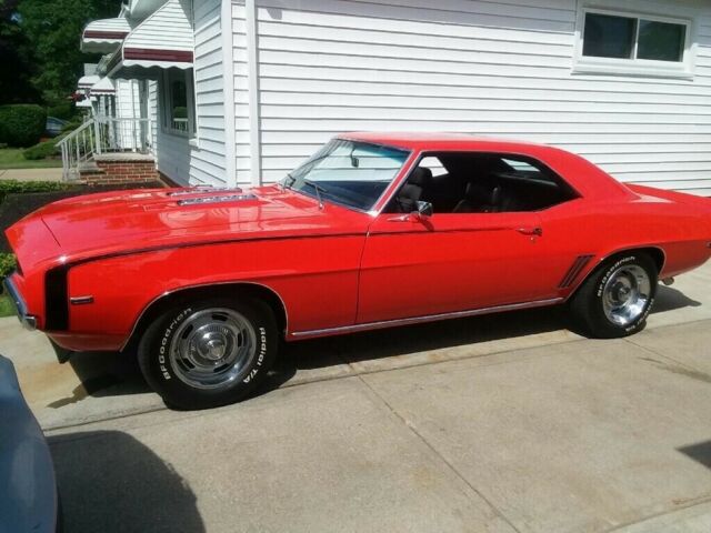 1969 Chevrolet Camaro -350 with 4 Speed - photo 2