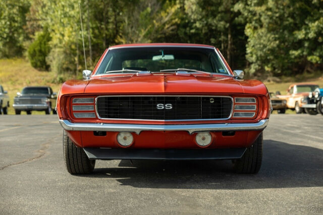 1969 Chevrolet Camaro - photo 2