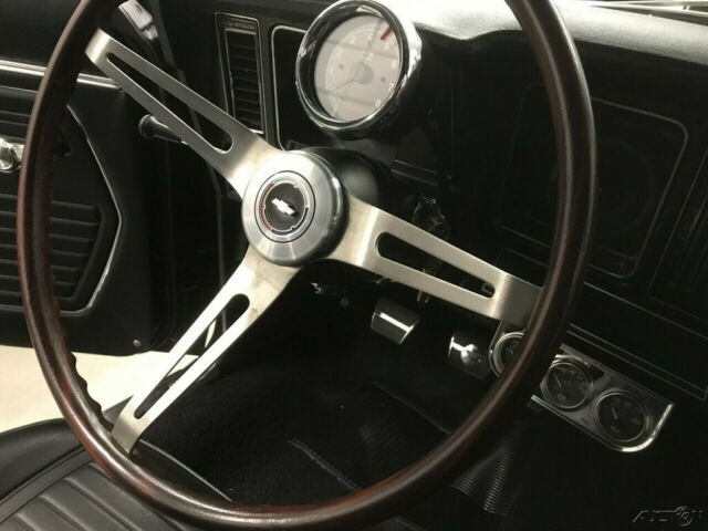 1969 Chevrolet Camaro - photo 2