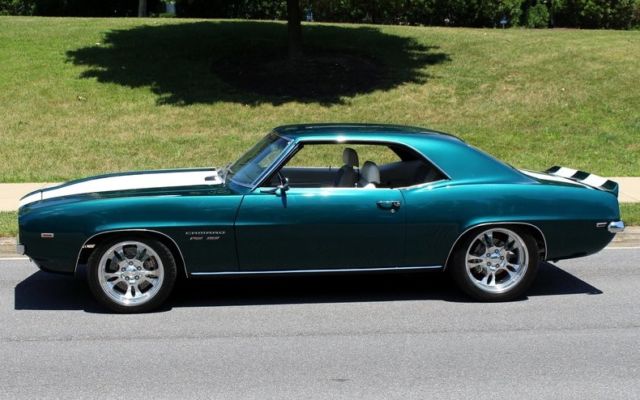 1969 Chevrolet Camaro Pro-touring - photo 2