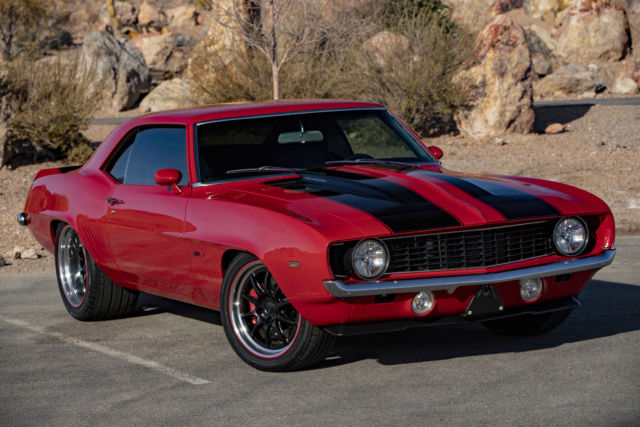 1969 Chevrolet Camaro PRO-TOURING LS2 MINI-TUBBED COILOVER DETROIT SPEED - photo 3