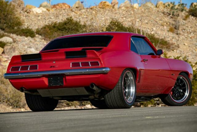 1969 Chevrolet Camaro PRO-TOURING LS2 MINI-TUBBED COILOVER DETROIT SPEED - photo 11