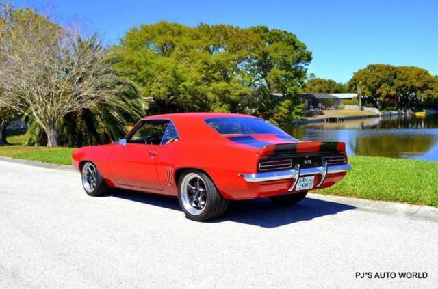 1969 Chevrolet Camaro RESTMOD - photo 3