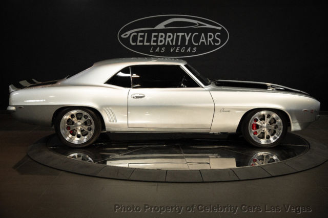 1969 Chevrolet Camaro full restomod $250k build! - photo 6